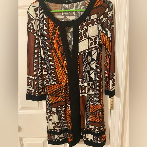 Women’s dress - Picture 1 of 3